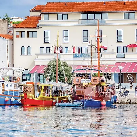 Gorgeous In Krk With Kitchen *