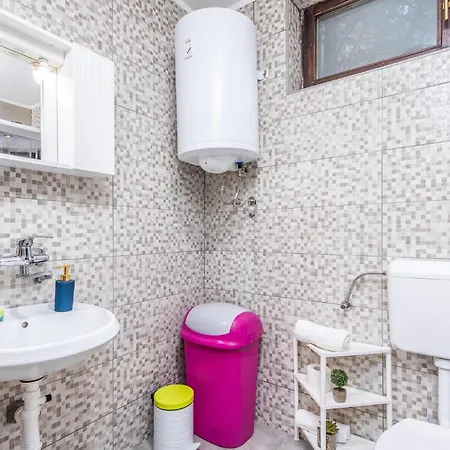 Appartement Gorgeous In Krk With Kitchen Krk Town